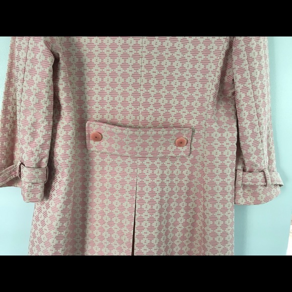 Coat - Picture 5 of 9